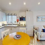 Bay Breeze - Part Of The The Bay Village With Pool, Gym And Direct Access, Pub, Restaurant, Tennis And Meadows Walks Dom wakacyjny Filey
