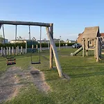 Bay Breeze - Part Of The The Bay Village With Pool, Gym And Direct Access, Pub, Restaurant, Tennis And Meadows Walks בית נופש *